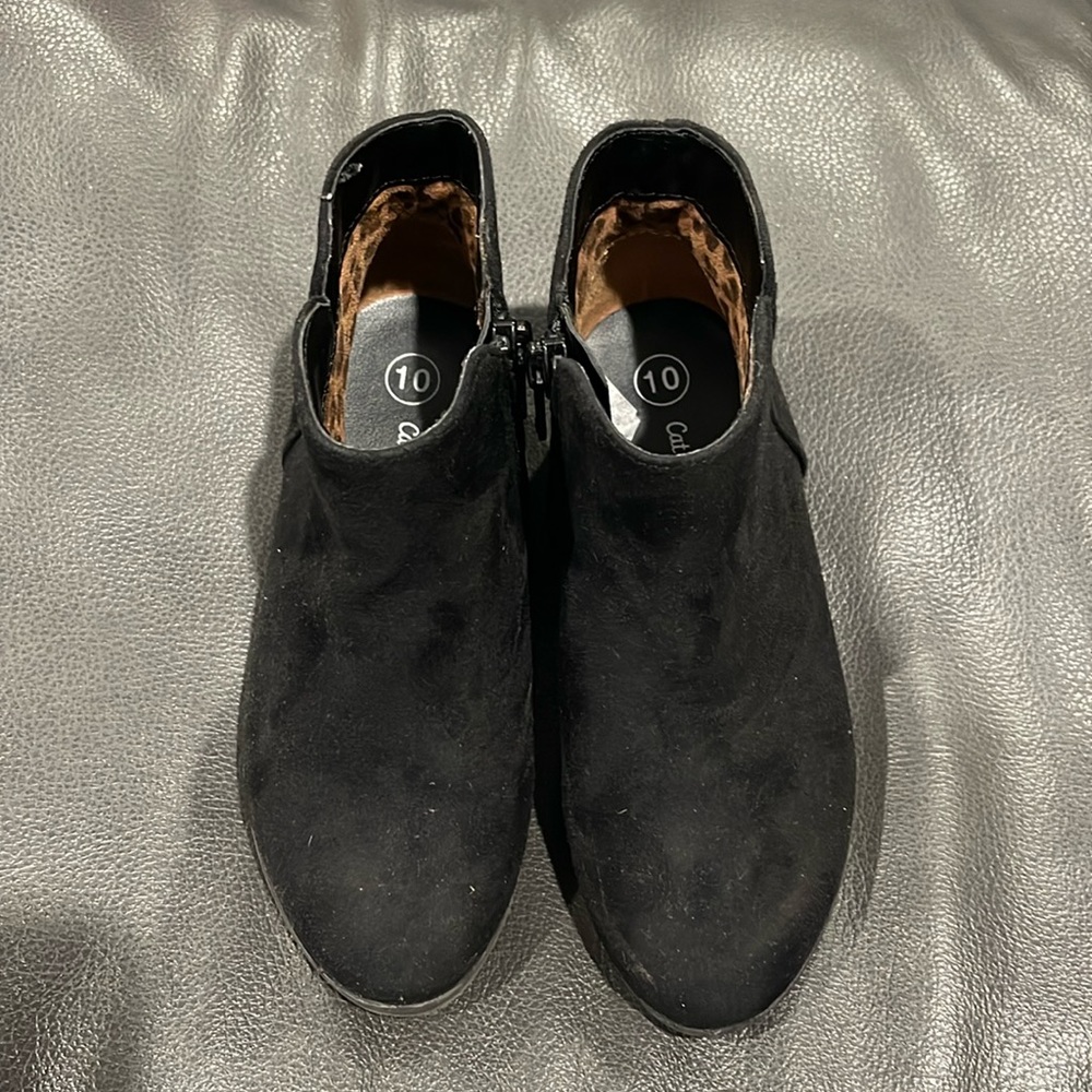 Gently used Black Suede Booties